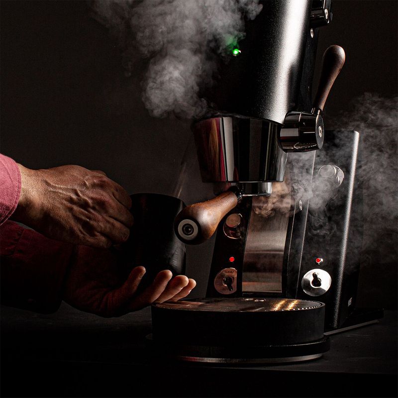 Manument - Black - Verdens beste espressomaskin